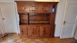 Grosser Bauernschrank