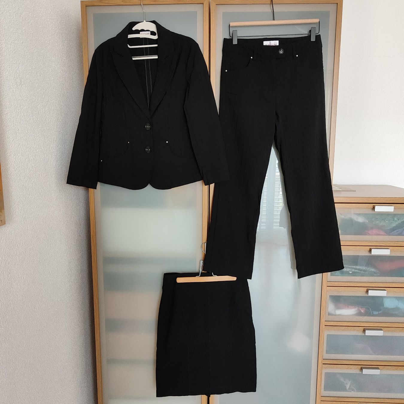 Lotti di vestiti: Damen Kleiderpaket  Grösse 36/38 – Nuovo (secondo la descrizione) da Ruetihof venduto da Sunny-Summer