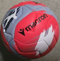 Macron Fussball Ball Grösse 5 - Top Zustand für den Sommer