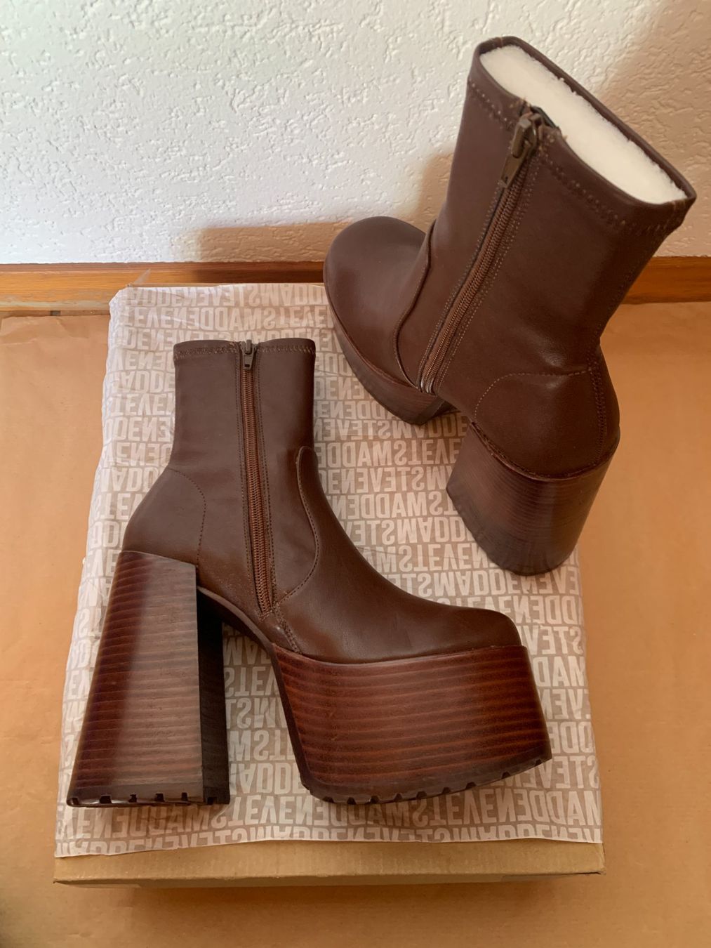 Steve Madden Scarpe da donna: Steve Madden Kyana Boots Taille 39 – Nuovo (secondo la descrizione) da Chalais venduto da Decoarts.art 1