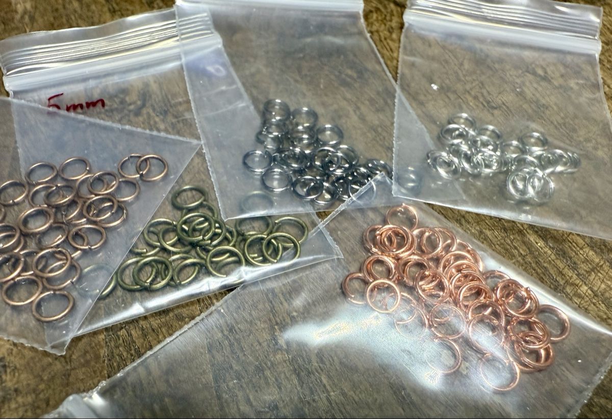 Sonstiger Schmuck: Sortiment an DIY Modeschmuck Nägeln und Ringen! – Neu (gemäss Beschreibung) aus Lamone von LaCantinaMagica