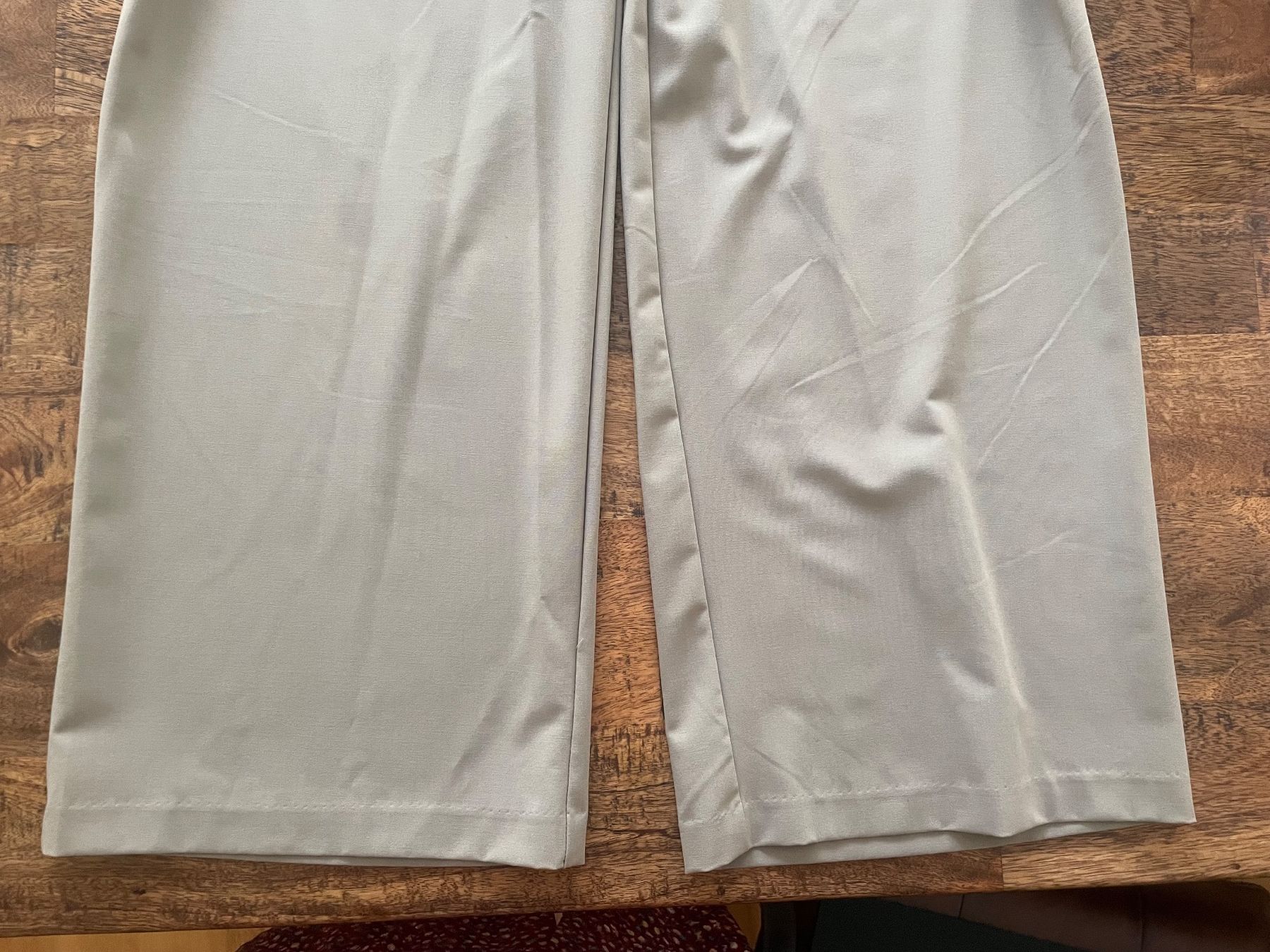 Hosen: Stoffhose  WIDE LEG – Neu (gemäss Beschreibung) aus Adliswil von miu_fnq6 2