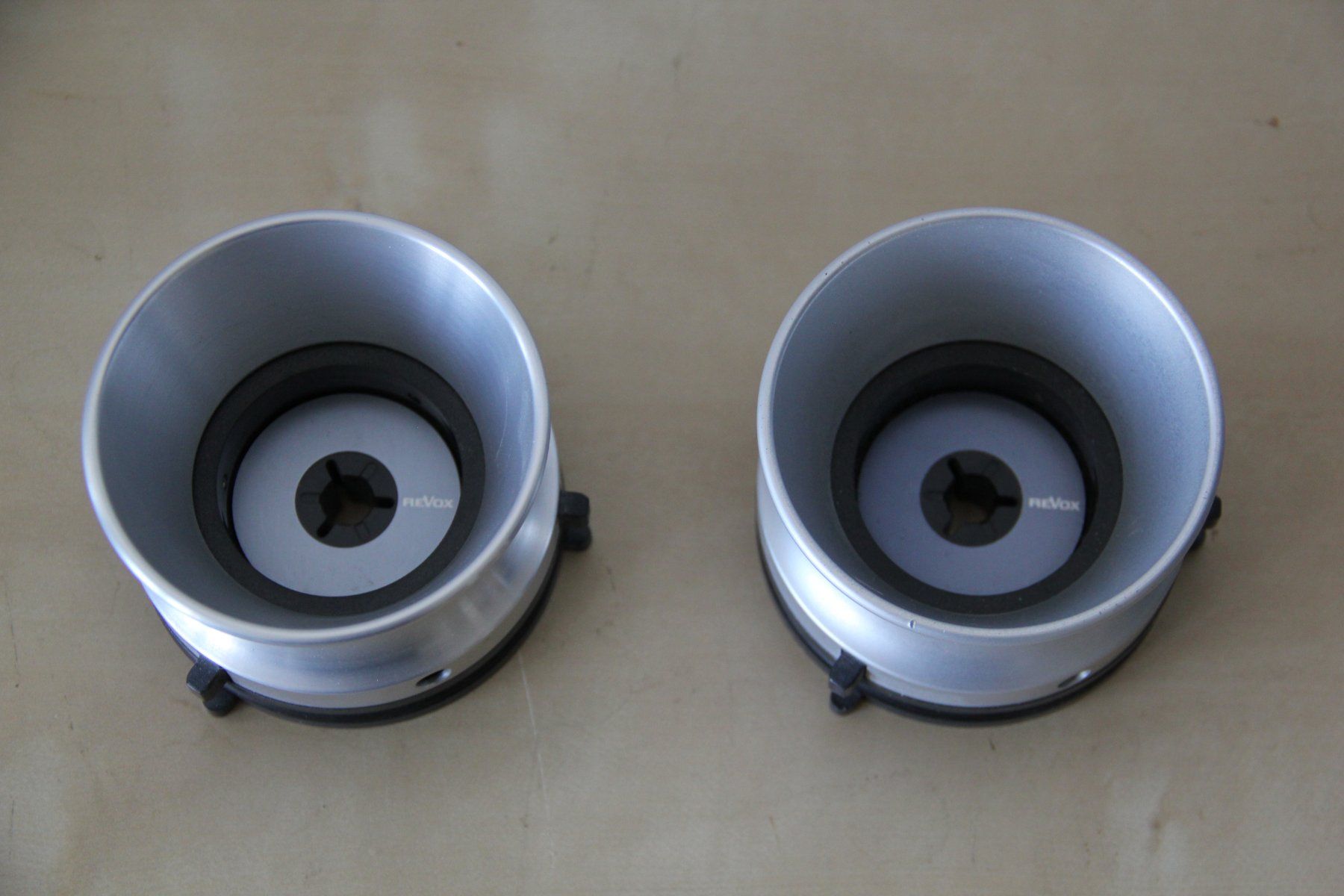 Revox Bandmaschinen: 1 paar REVOX NAB Adapter gebraucht – Gebraucht aus Aarau Rohr von touringbmwfs