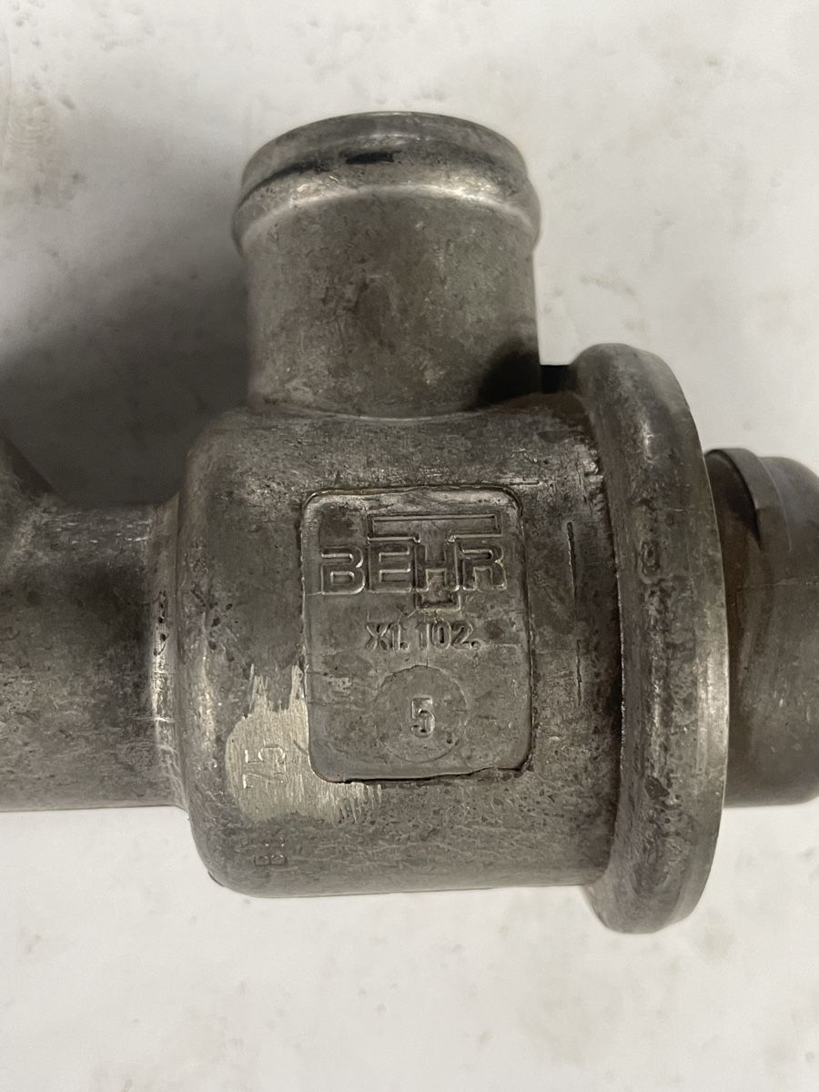 Alle Autoersatzteile: Oldtimer Thermostat – Gebraucht aus Altbüron von Garage-Bulak 2