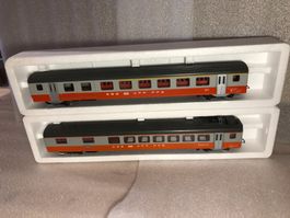 Swiss Express Wagen Schlusswagen und Speisewagen
