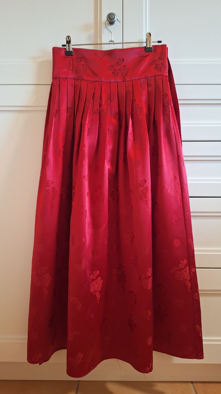 Jupes: Various han-bok skirts – D'occasion à Gland par Dedecop2 5