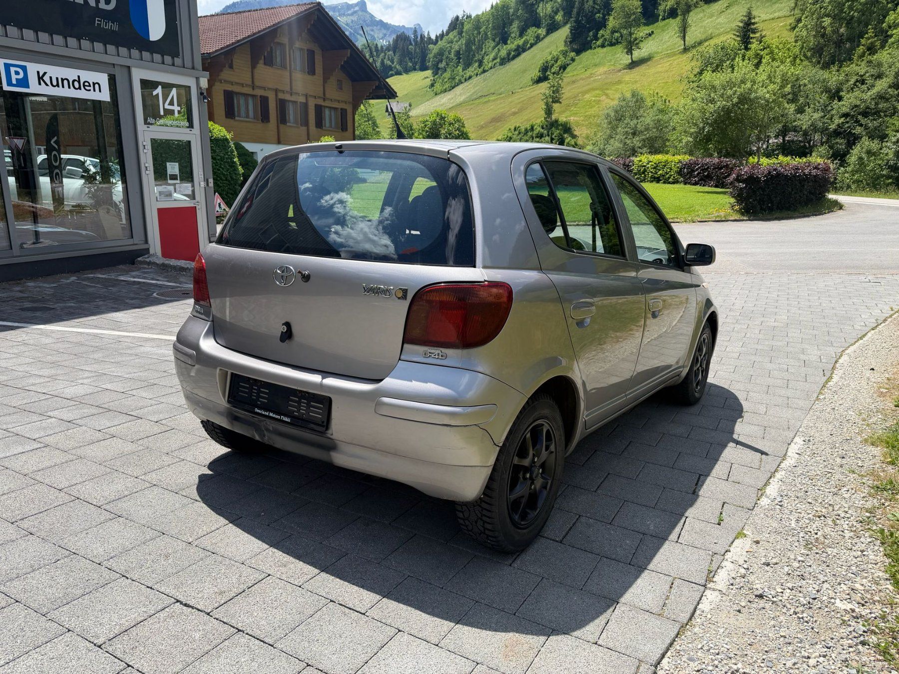 Toyota Automobili: Toyota Yaris 1.4 D-4D – Usato da Flühli LU venduto da Overland_Motors 4
