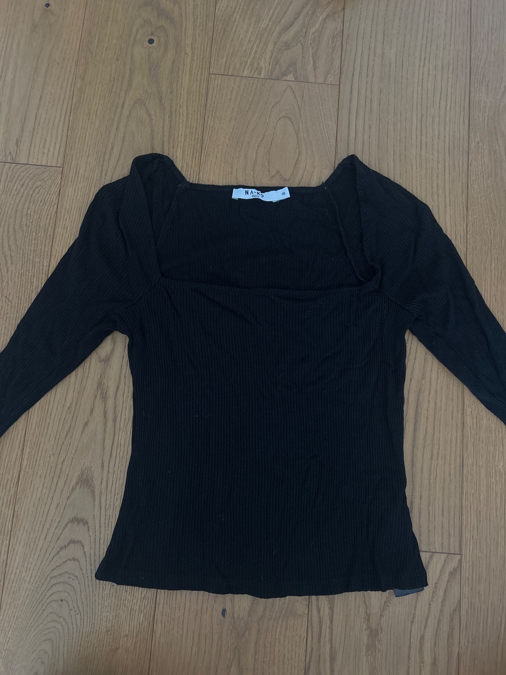 Na-kd Maglioni & Felpe: Langarm Pulli NA-KD Gr. XS – Usato da Fraubrunnen venduto da alne777