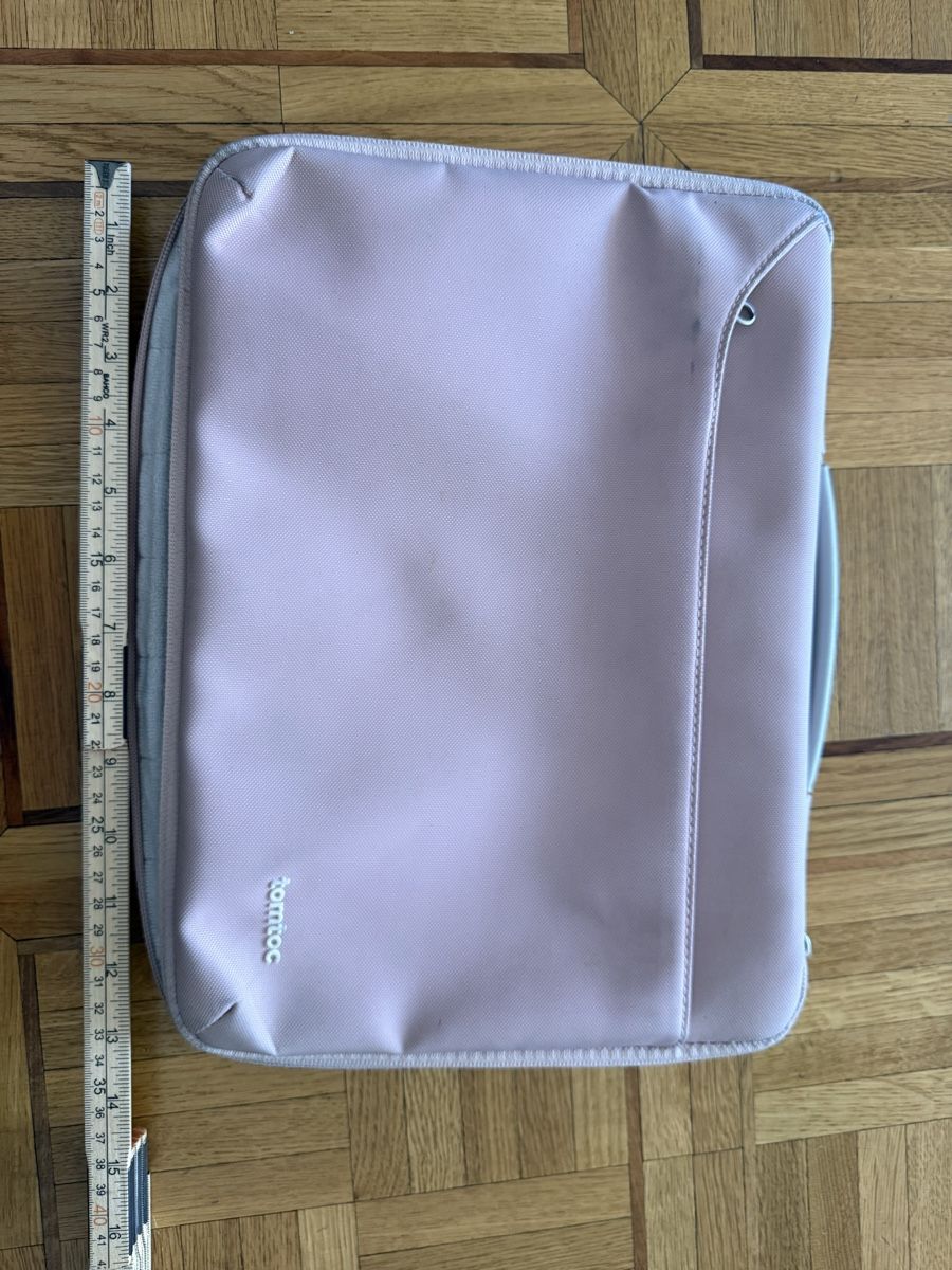 Covers & Borse: Tomtoc laptop bag – Usato da Genève venduto da hai_2rp8