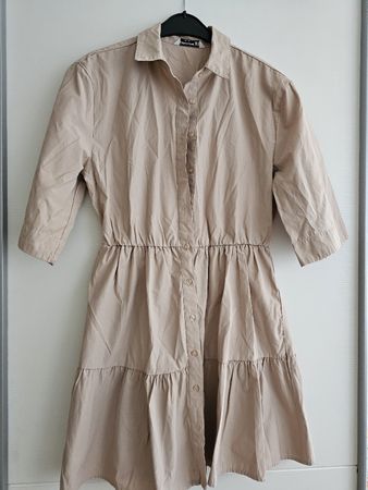 Stradivarius Kleid beige Gr. M 