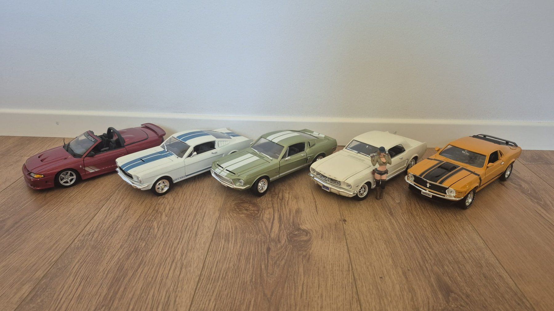 Modellautos: Modellautos 1:18 Mustang – Gebraucht aus Balsthal von Ticino1972