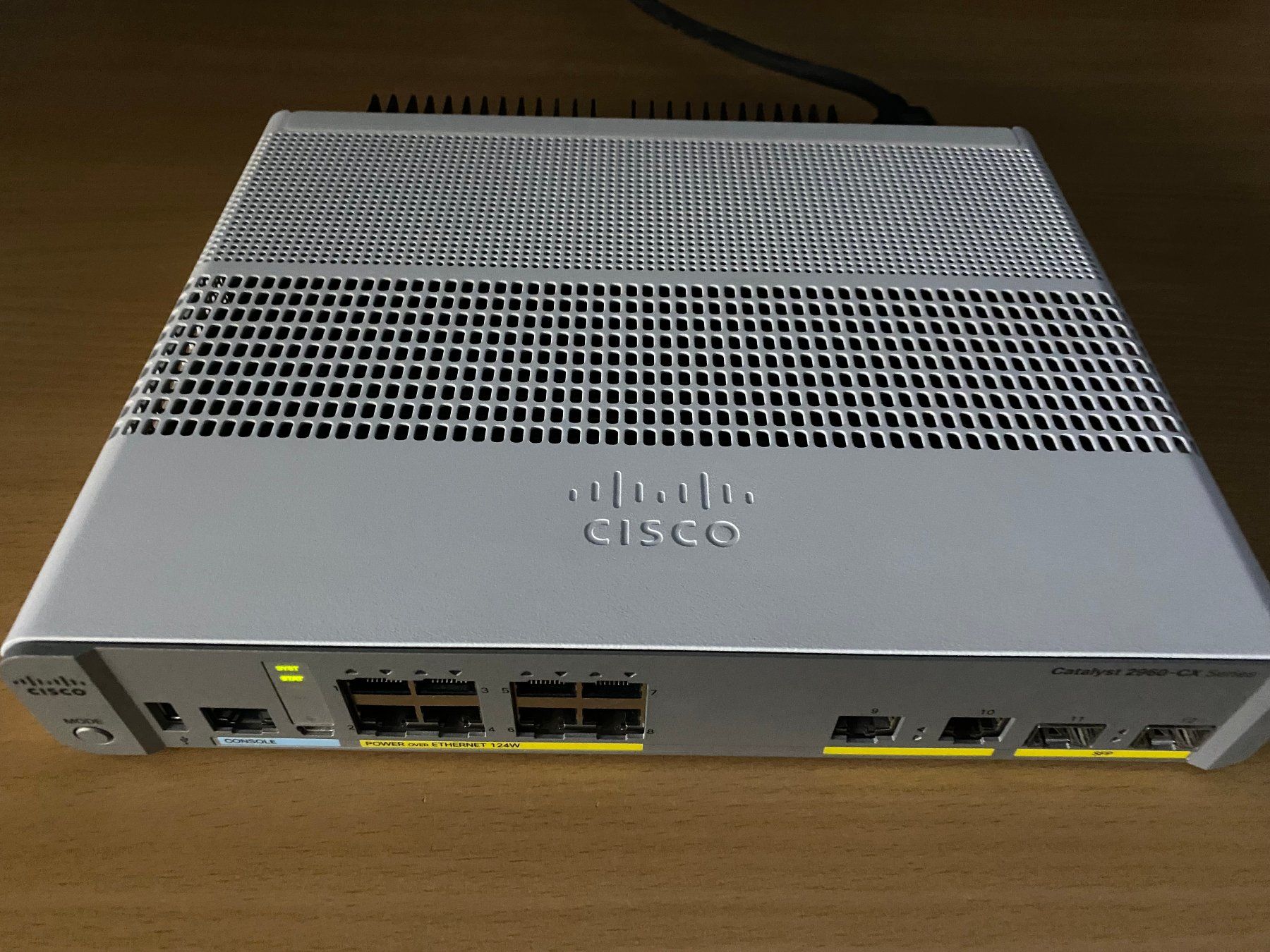 Cisco Laufwerke & Adapter: Cisco PoE+ Switch WS-C2960CX-8PC-L V03 – Gebraucht aus Langwiesen von Restposten-24 1
