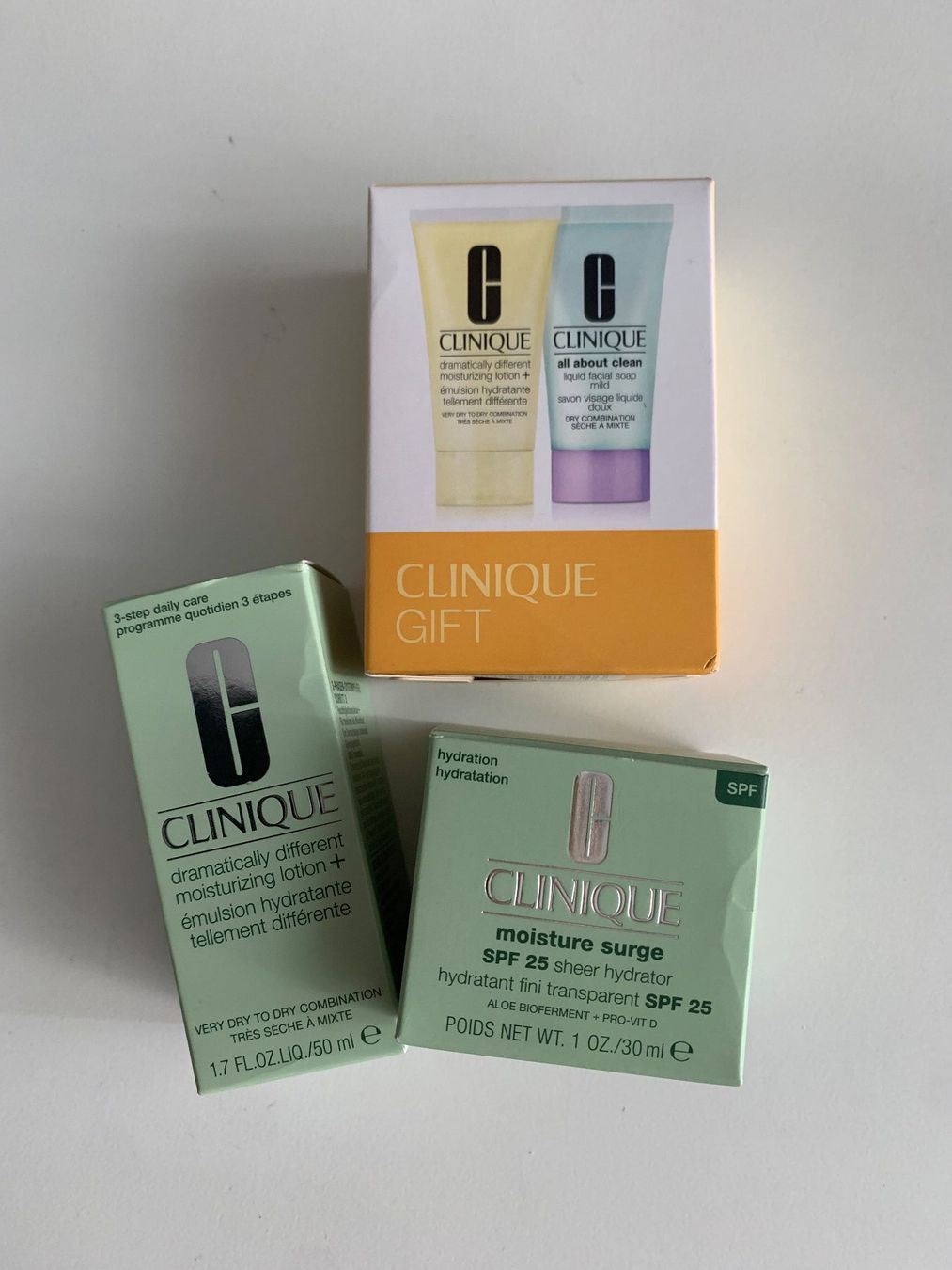 Clinique Gesichtspflege: Kosmetik - Clinique -- Neu – Neu und originalverpackt aus ARISDORF von evez4