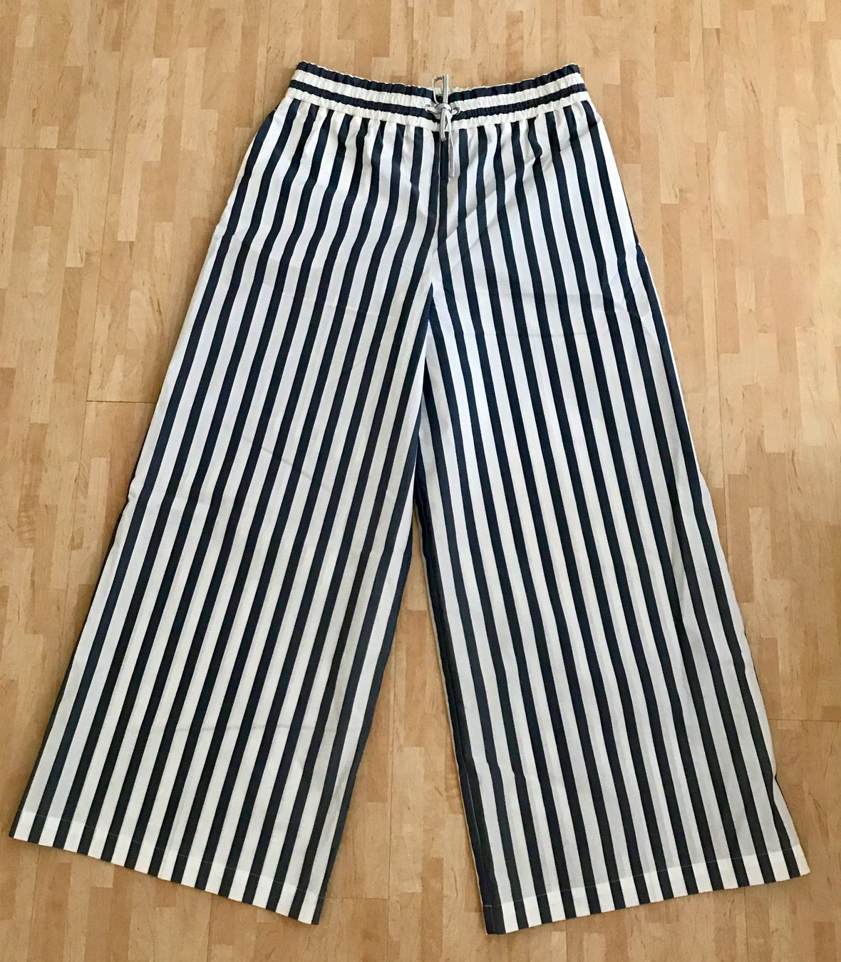 Peak Performance Pantaloni: NEU: Peak Performance Hose / pants / culottes, XS & M – Nuovo (secondo la descrizione) da Zürich venduto da aboxi 1