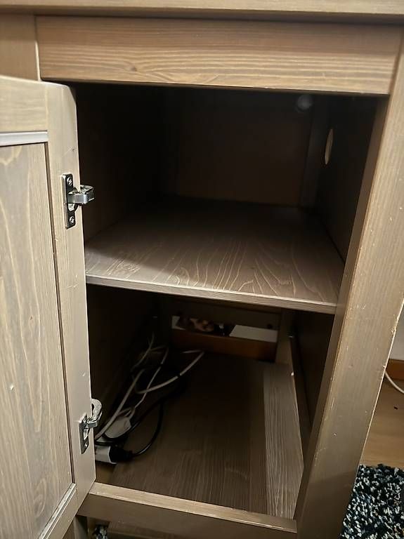 Scrivanie: Ikea Hemnes Schreibtisch  – Usato da Wallisellen venduto da celindli11 1