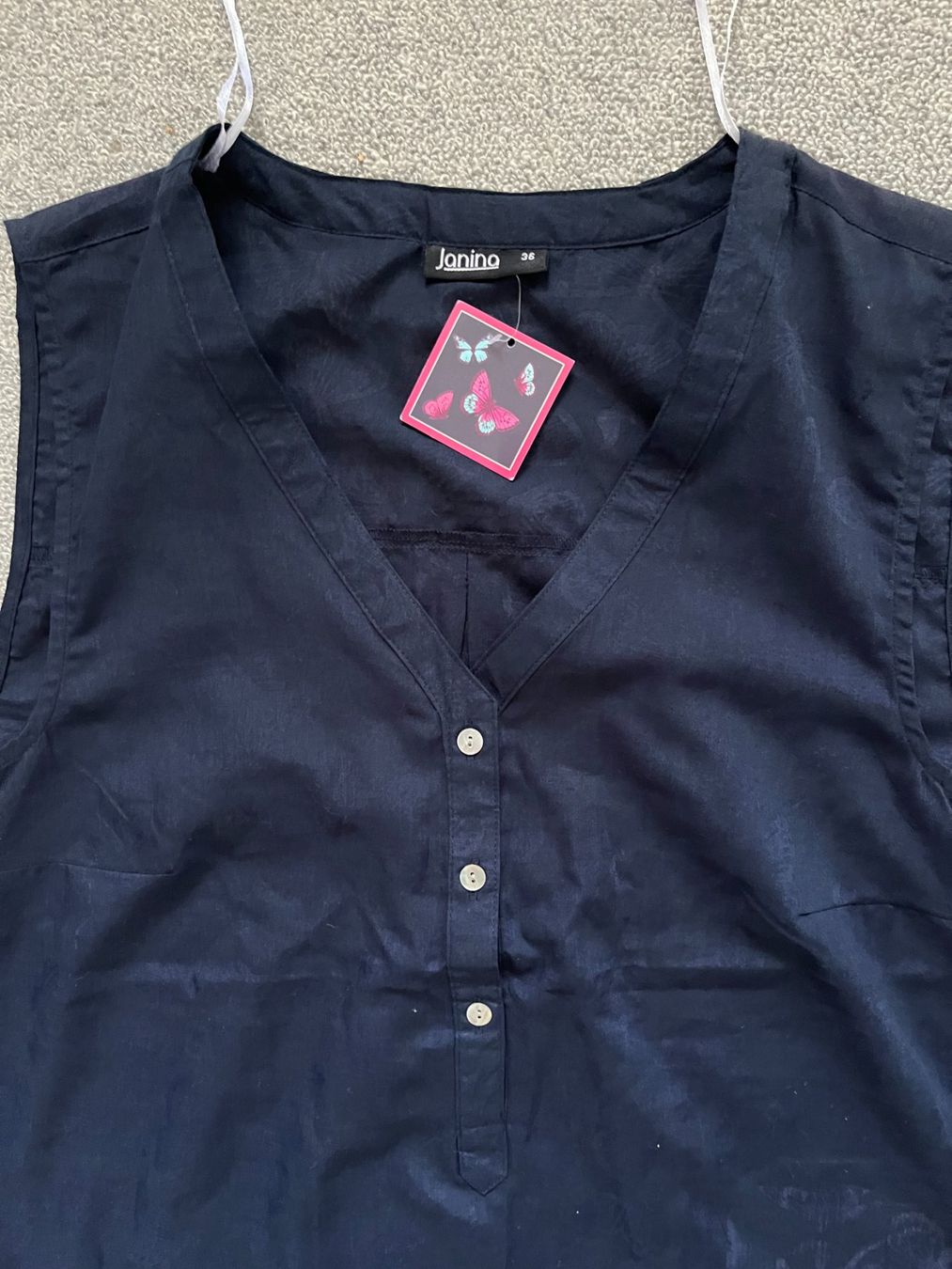 Camicette: Bluse, Gr. S Fabrikneu – Nuovo e nell'imballaggio originale da Rekingen AG venduto da Maxim5332G 1