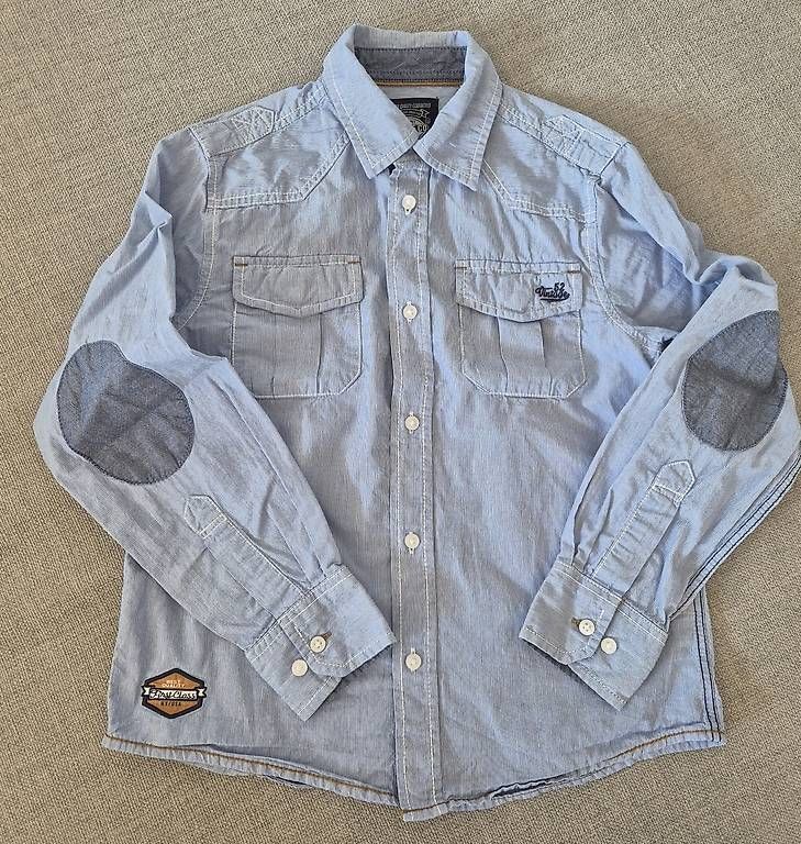 C&A Camicie, T-shirt & Polo: Hemd Gr. 134/140 – Usato da Bülach venduto da Best-Touchdown