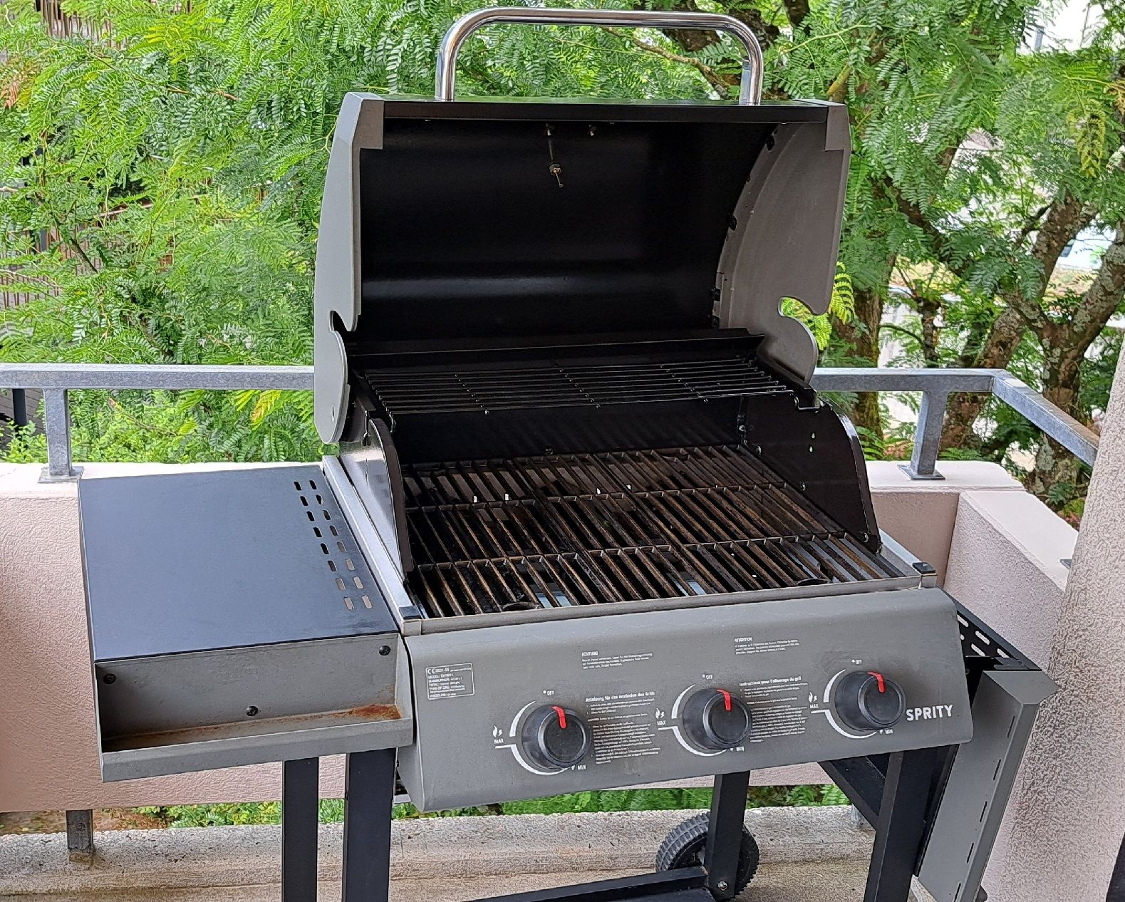 Grills: Top Gasgrill mit 3 Brennern! SCHNÄPPCHEN! – Gebraucht aus Langenthal von TheCall 2