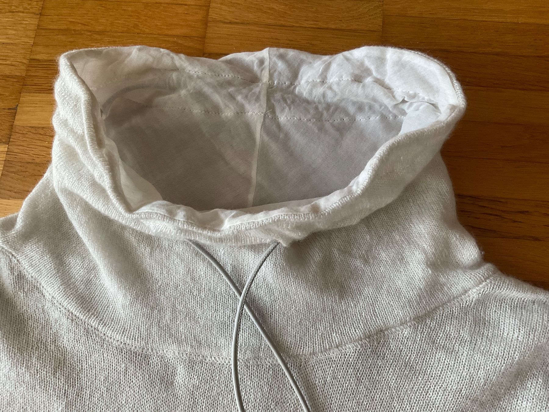 Pullover & Sweatshirts: LORENA ANTONIAZZI leichter Pullover 36 – Gebraucht aus Weiningen ZH von moon-55 2