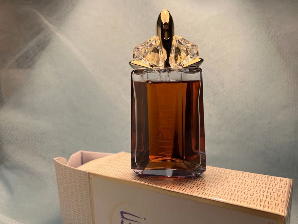 Mugler Parfum & Eau de Toilette: Thierry Mugler Alien  Mirage 60 ml – Gebraucht aus Büren an der Aare von