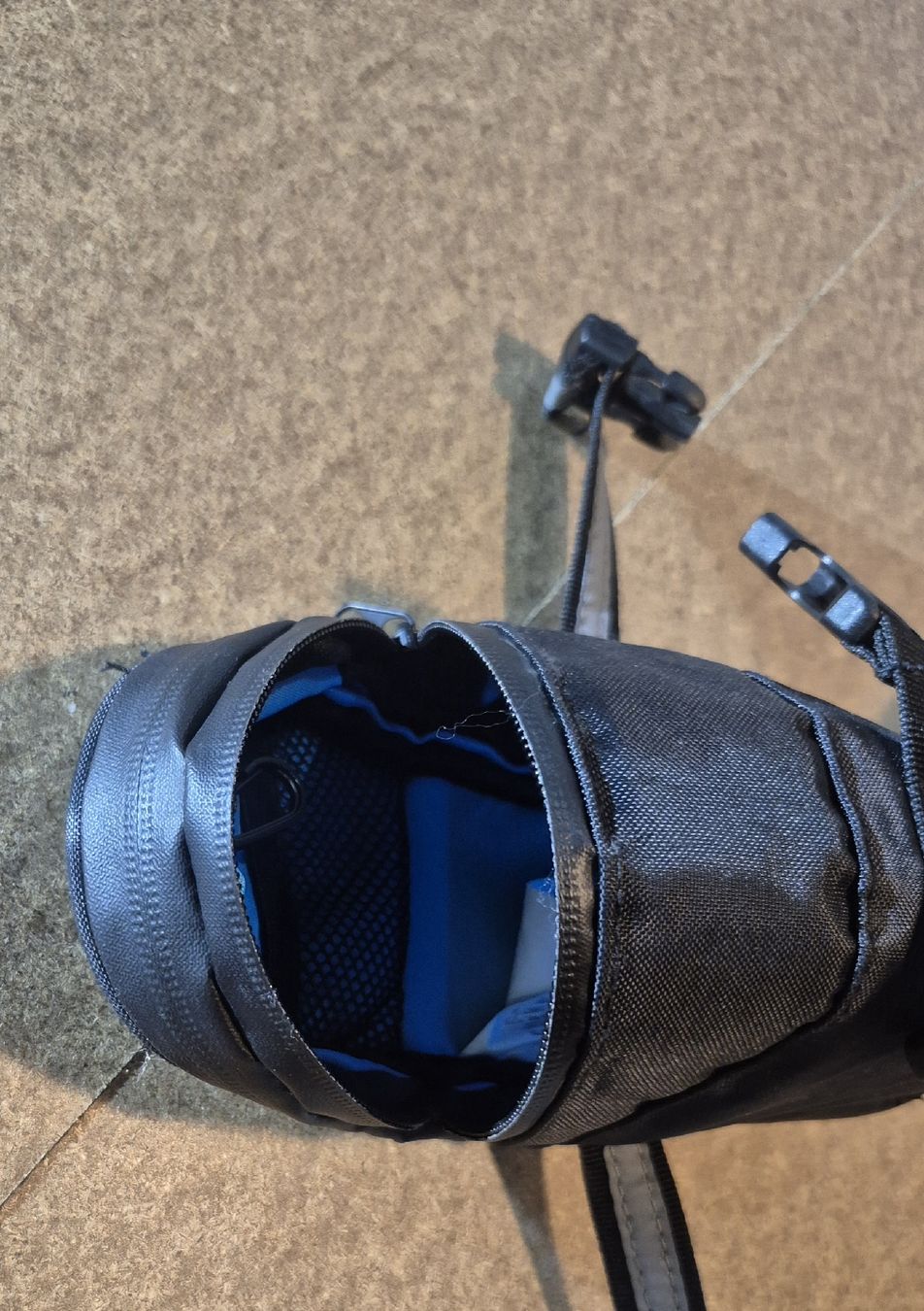 Pezzi di ricambio: Werkzeugtasche mit Multitool bikemate Neu – Nuovo e nell'imballaggio originale da Schmitten FR venduto da KaDa81 2