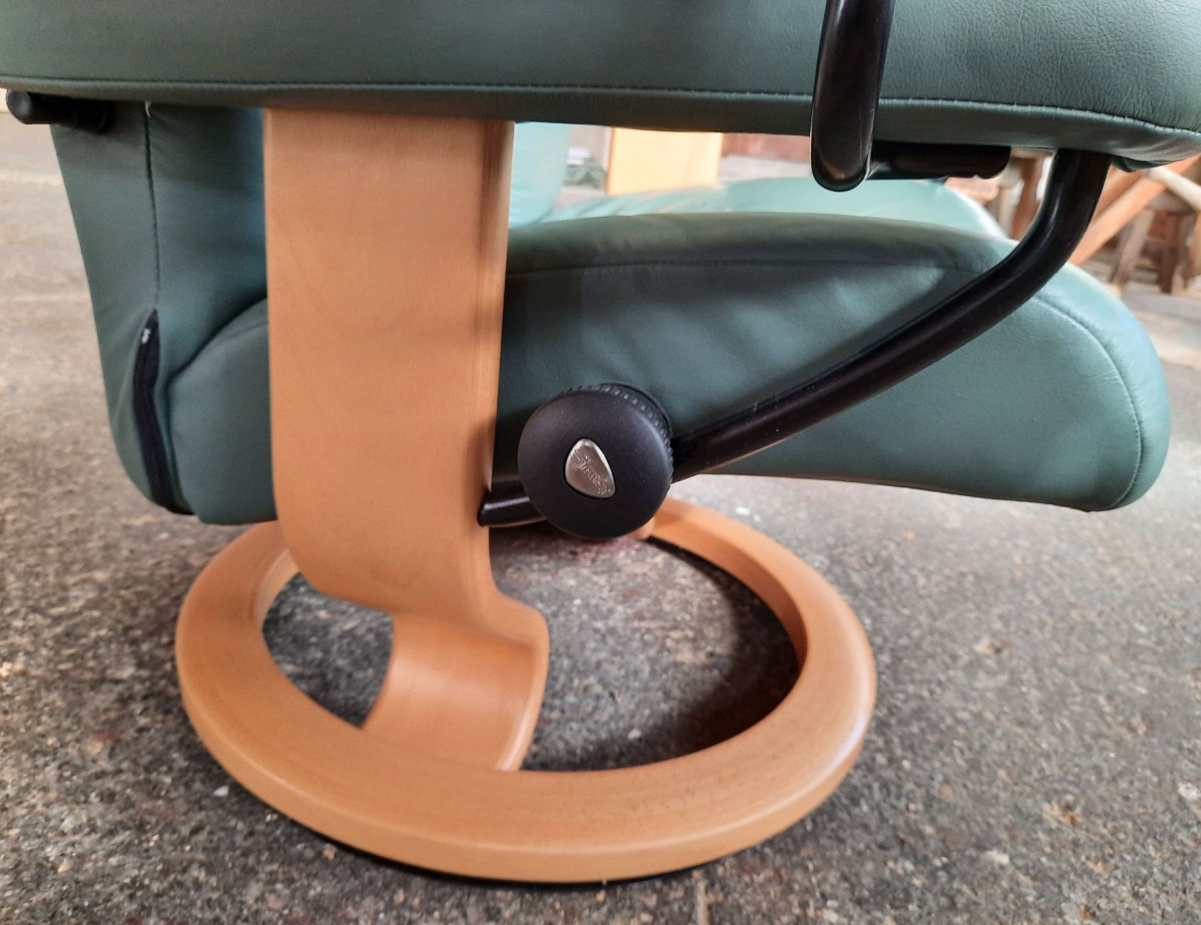 Stressless Fauteuils: Stressless Sessel mit Hocker – D'occasion à Illnau par Flomi75 3