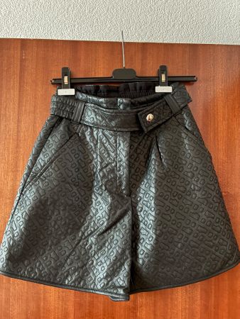 Shorts Boss in similpelle nera - Nuovo con etichetta!
