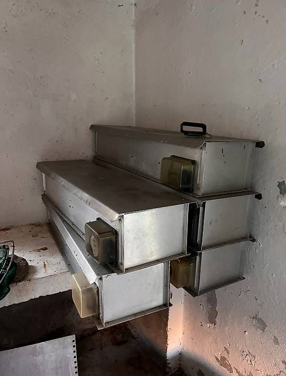 Tutti gli attrezzi: Alimentatori automatici per pesci a nastro  – Usato da Ligornetto venduto da DaniCeller 1