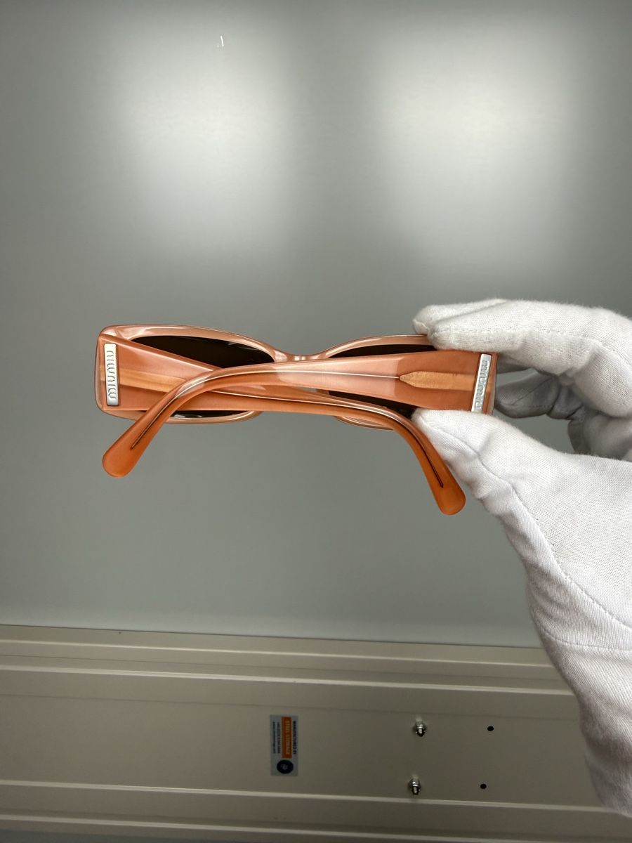Miu Miu Lunettes & Verres: Miu Miu sunglasses – D'occasion à Lausanne par Unehistoiredesapes 6