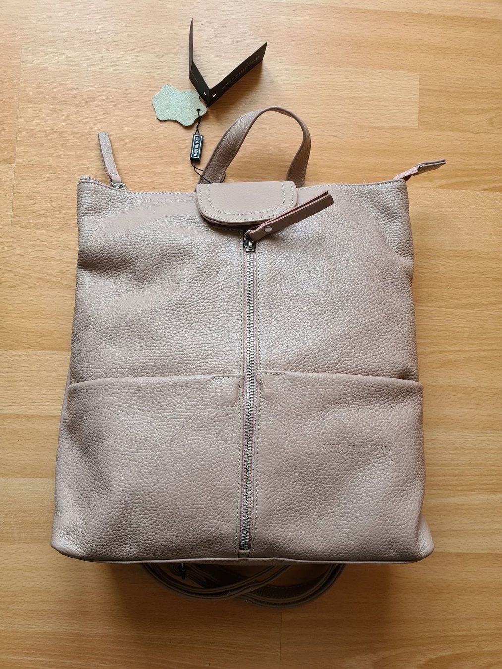 Zaini: Leder Damen Rucksack Beige – Nuovo (secondo la descrizione) da St. Gallen venduto da Demos86