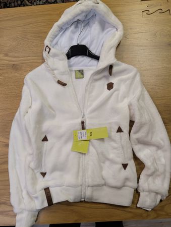 Flauschige Winterjacke Gr. 122, Neu mit Etikett! Top!