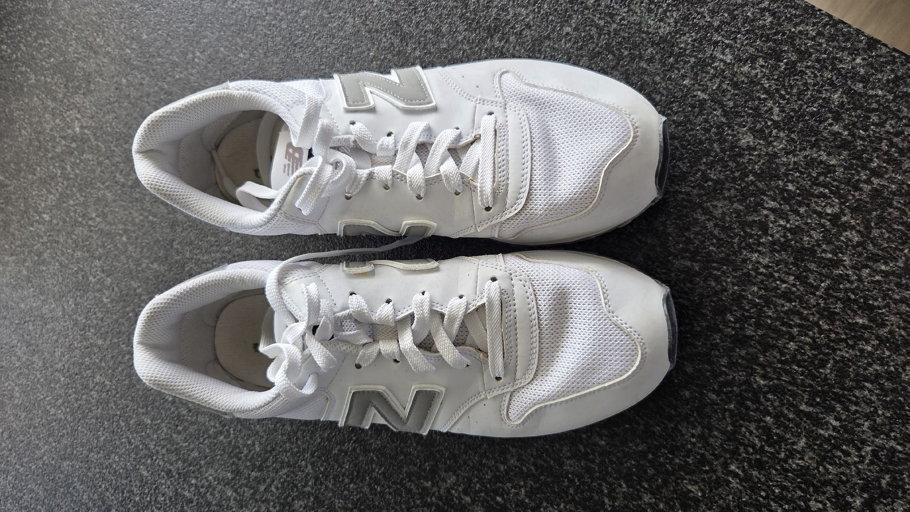 New Balance Scarpe da uomo: New Balance 500 – Usato da Le Pâquier-Montbarry venduto da Gruyere77 1