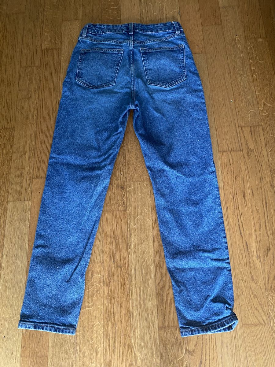 H&M Jeans: Coole blaue Jeans, Grösse 36 – D'occasion à Hindelbank par 1374 1