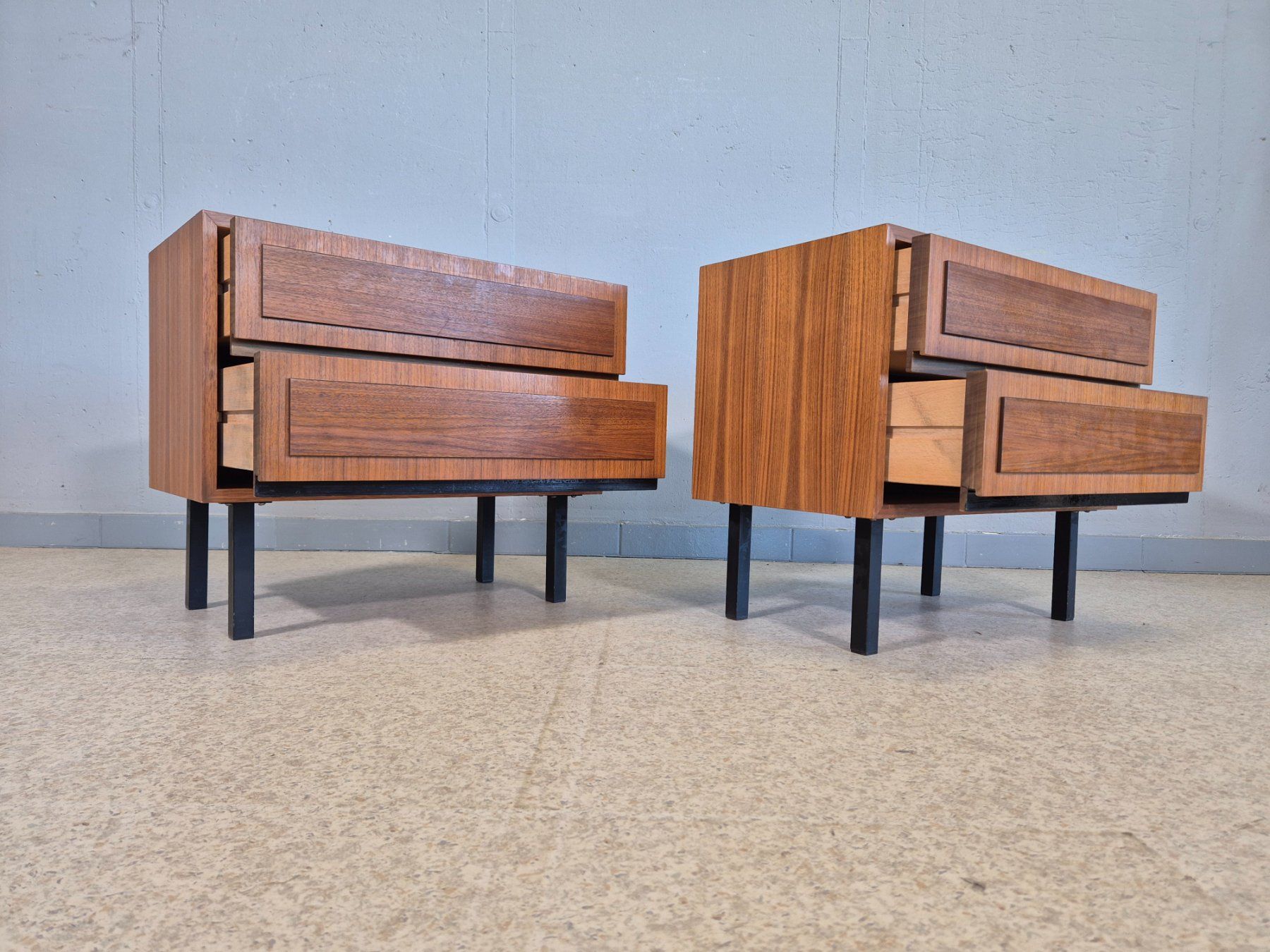 Comodini: 2Stk. 70s Night-Stand Nachttisch Kommode Schubladenkommode – Usato da Nottwil venduto da Wondewa-Shop 9