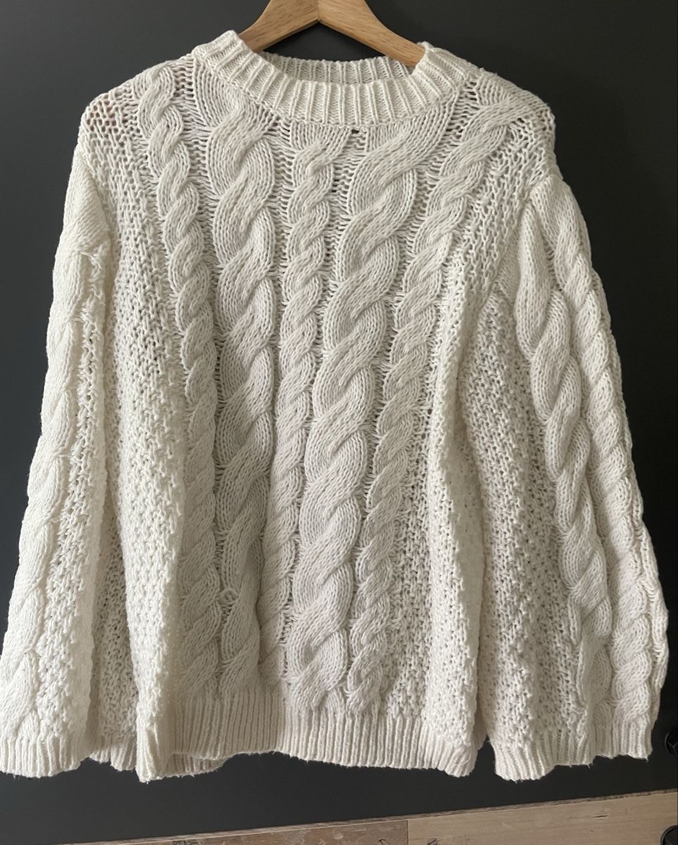 Maglioni & Felpe: 2 Pullover Set Sale: Strickpullover Weiss und Blau, – Usato da Au ZH venduto da Jaggy4 4