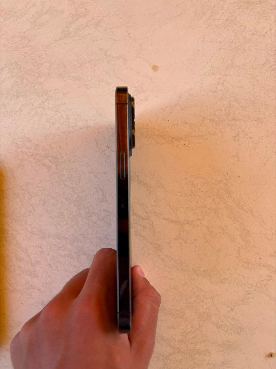 Apple Portables: iPhone 14 Pro Max Violet 256Go très bon etat – D'occasion à Brügg BE par batiko2 3