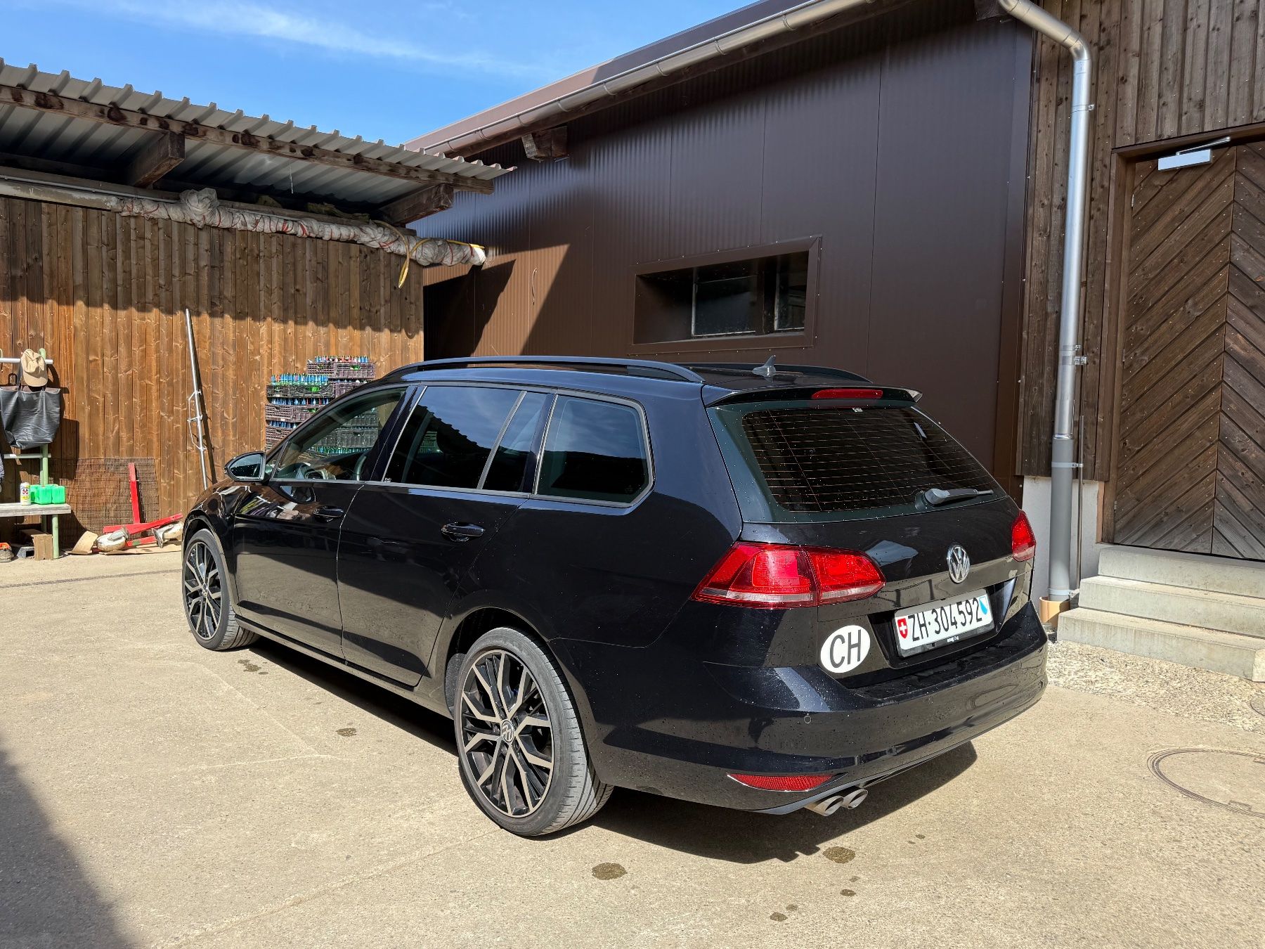VW Automobili: Golf 7 / 2.0 TDI / 2014 – Usato da Steinmaur venduto da Bal-Rajmi1 6