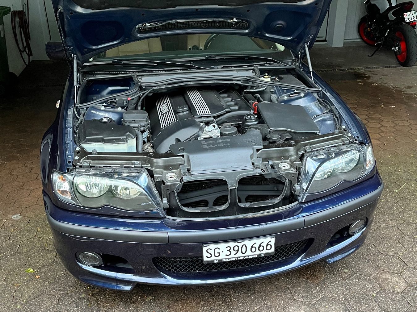 BMW Automobili: BMW 325i (Limousine) – Usato da Gossau SG venduto da Marc_k4 9