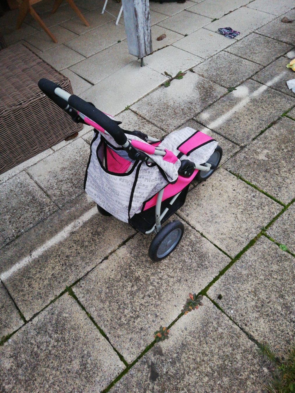 Carrozzine per bambole: Puppenwagen mit 3 Puppen – Usato da Lyss venduto da AltesSpielzeug 3