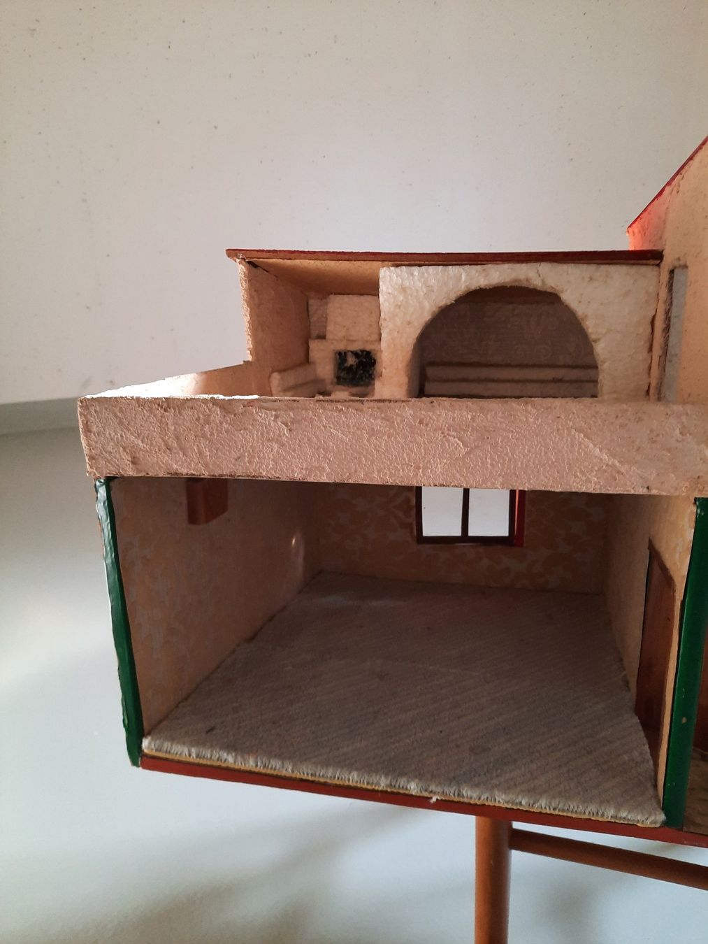 Case e mobili per bambole: altes Puppenhaus – Usato da Winterthur venduto da Namo1 2