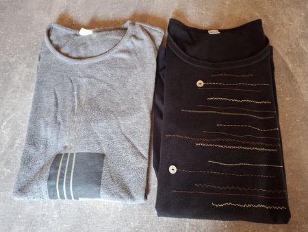 T-shirt (2) taille 40