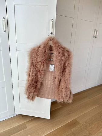 Weste von HALLHUBER Donna mit Federn, puder