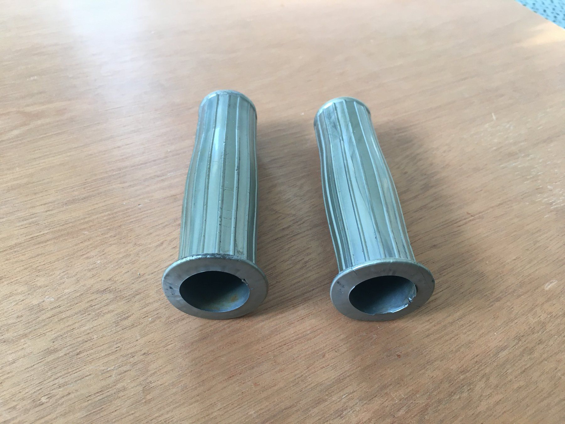 Pezzi di ricambio: Lenkergriffe gold Vintage – Usato da Obermumpf venduto da Estrela67 2