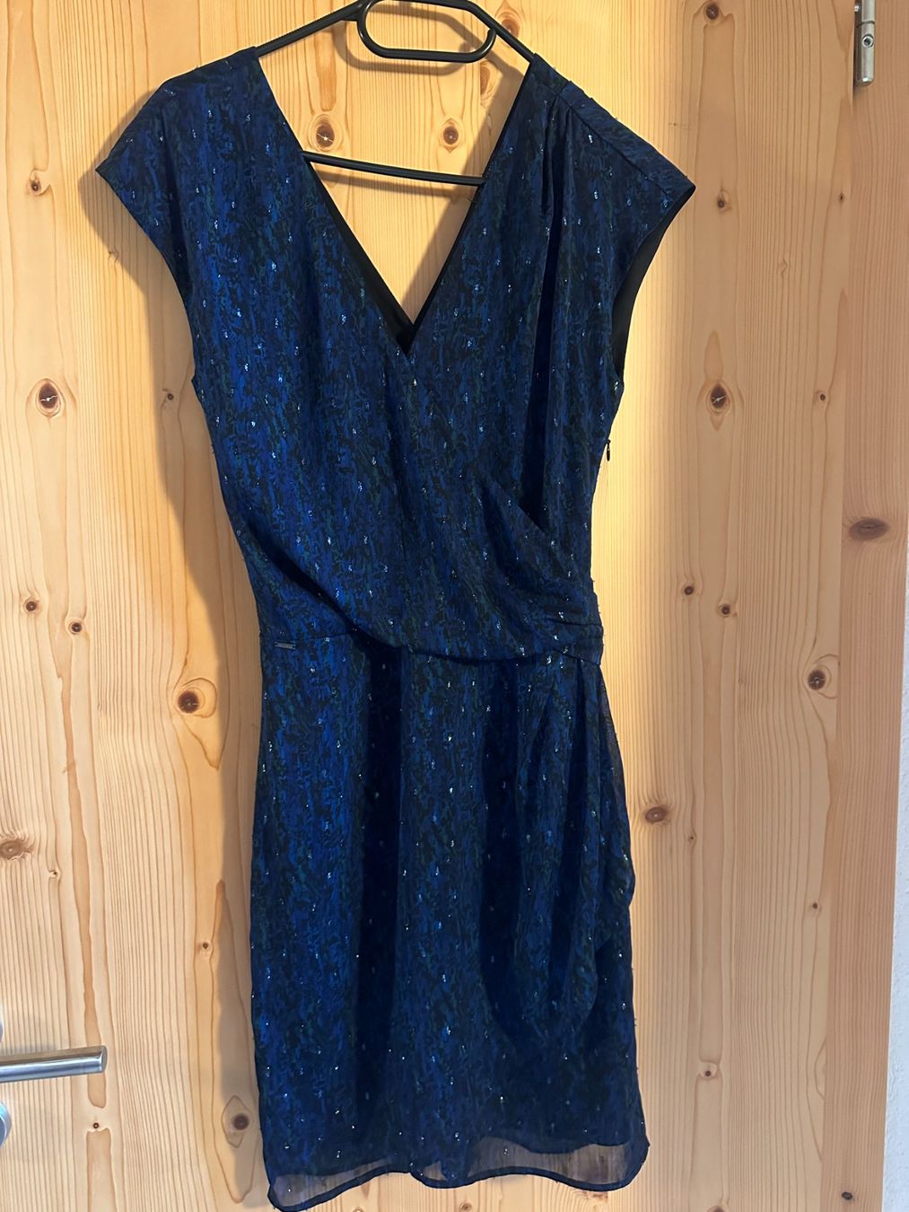 IKKS Robes: Robe soirée IKKS T36 – D'occasion à Rovray par irm_g8fq 1