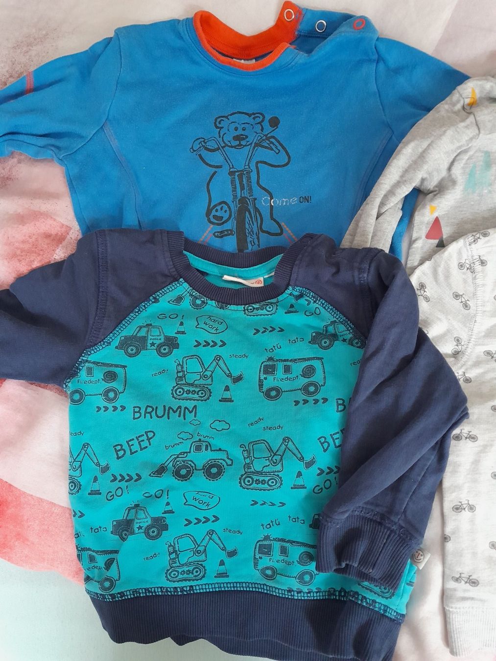 Calida Pullover & Sweatshirts: Pullover Gr. 74/80 – Gebraucht aus Worb von Osterthal 1