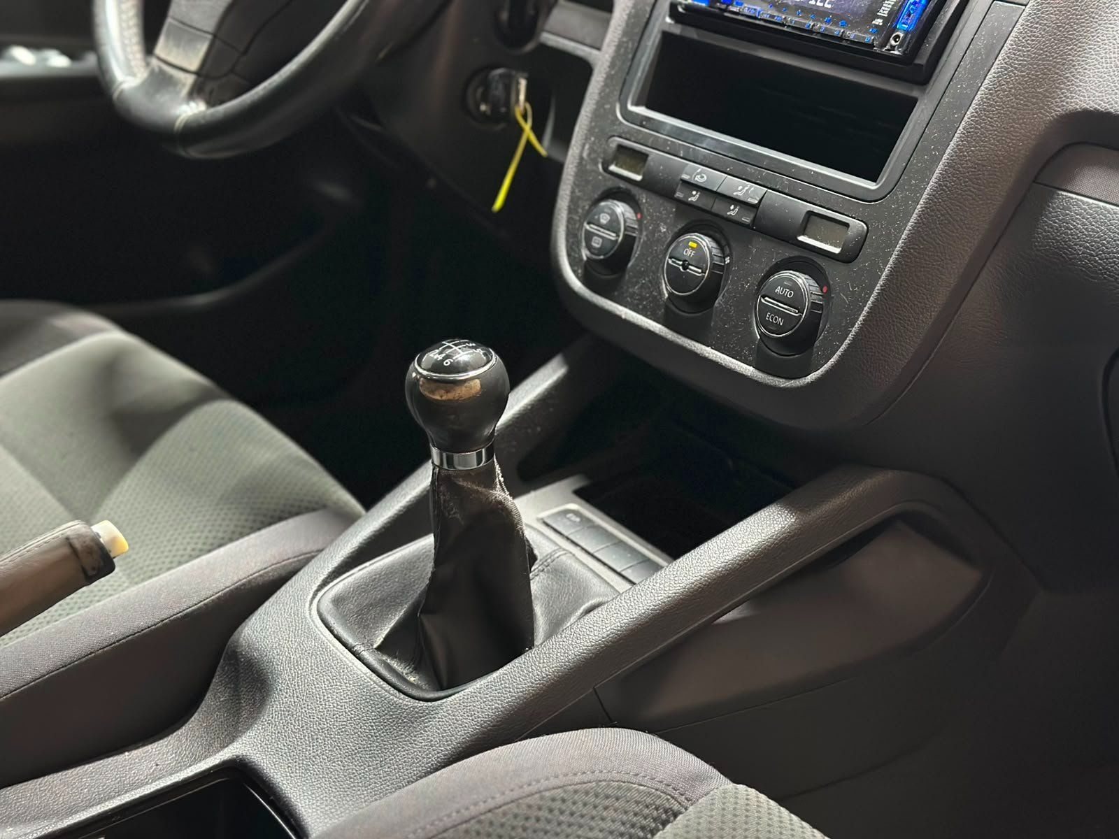 VW Autos: VW Golf 2.0 FSI Comfortline – Gebraucht aus Aclens von sobacopeludo 4