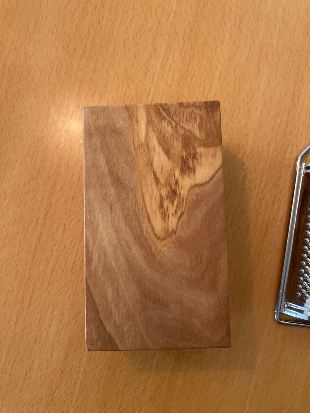 Elettrodomestici da cucina: Käsereibe/ Raffel  mit Holzbehälter, Deko – Usato da Gelterkinden venduto da froggy80 3
