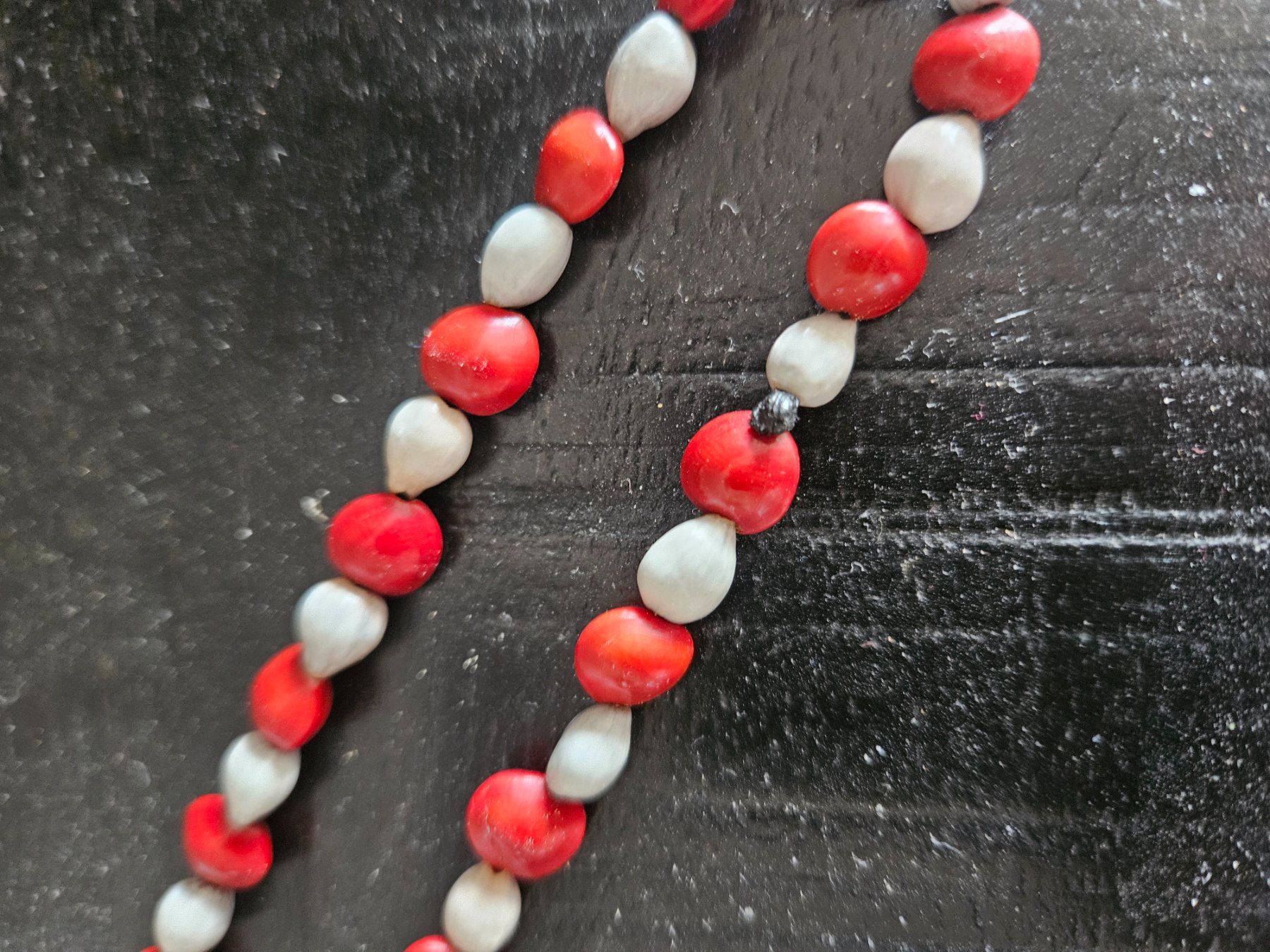 Ketten: Rote & Weisse Samen-Kette, Boho Chic Statement Kette 📿 – Neu (gemäss Beschreibung) aus Basel von Anghkorwatt 8