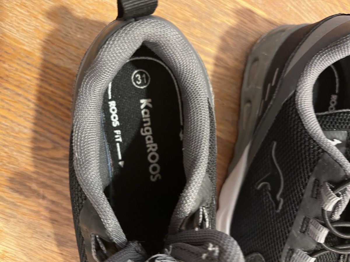 Chaussures garçon: Kangaroos Schuhe, Grösse 31 – D'occasion à Reiden par babsiontour 2