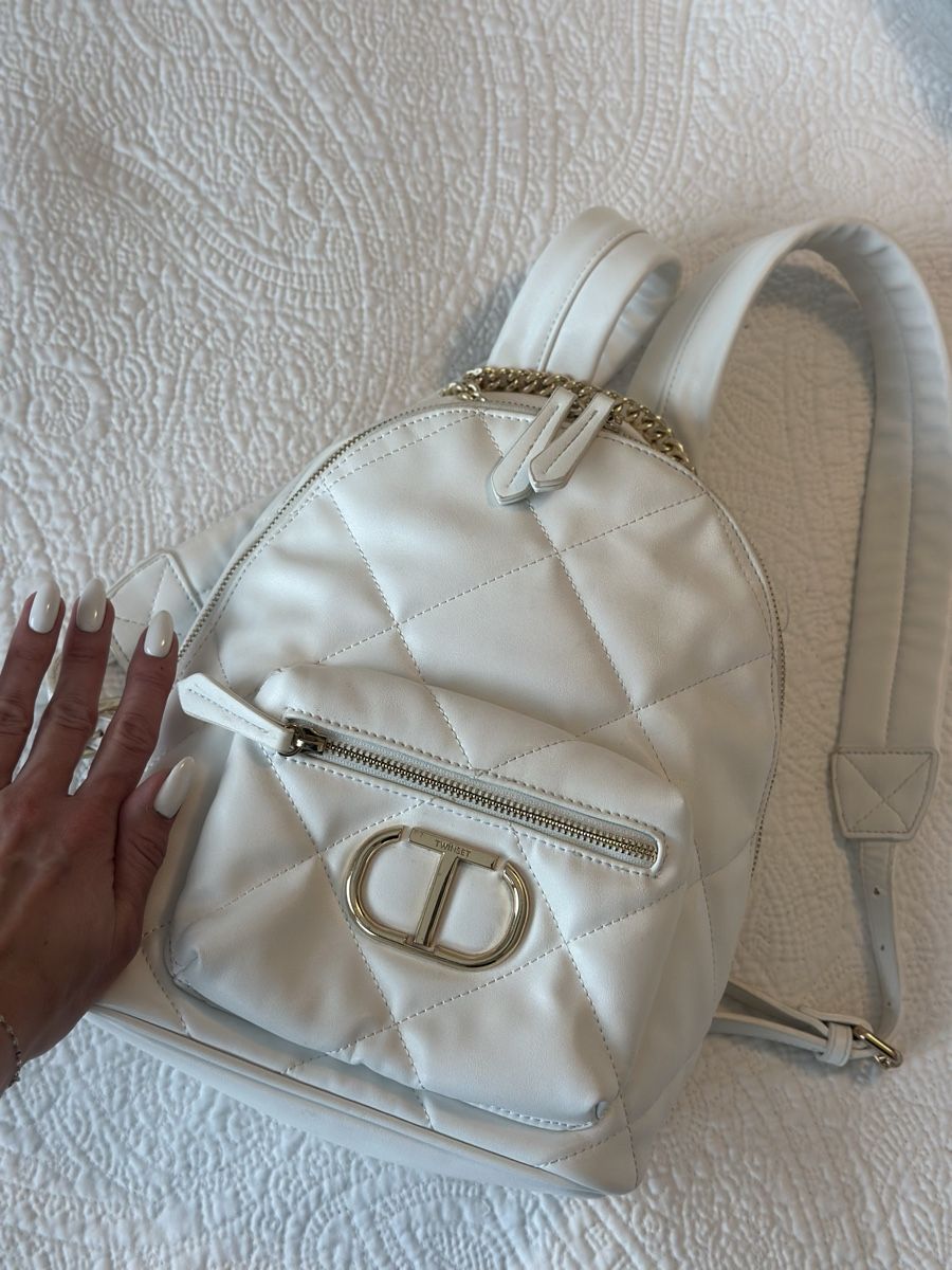 Zaini: Twinset White Quilted Backpack - Stylish and Chic! – Usato da Pfäffikon SZ venduto da KatKad 6